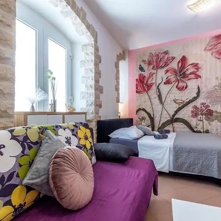 Johnny Croatia With Hot Tub * Spalato