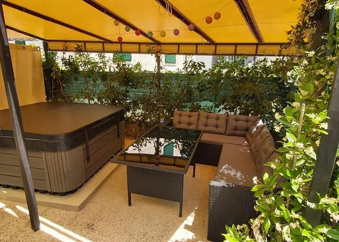 Johnny Croatia With Hot Tub * Spalato