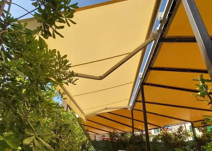 Johnny Croatia With Hot Tub Spalato