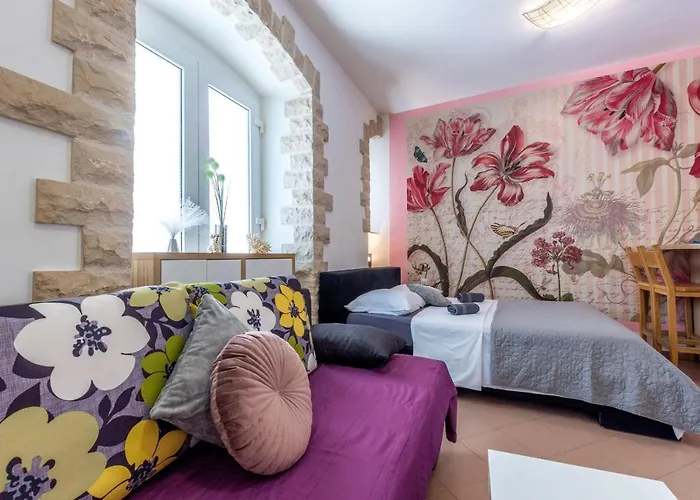 Johnny Croatia With Hot Tub * Spalato