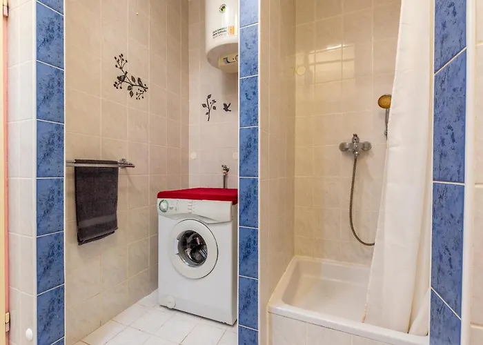 Johnny Croatia With Hot Tub