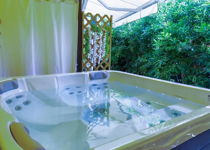 Johnny Croatia With Hot Tub * Spalato