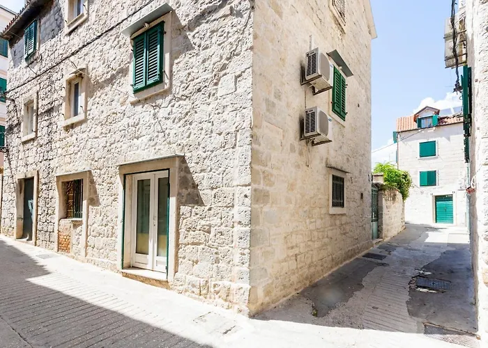 Johnny Croatia With Hot Tub Appartamento *