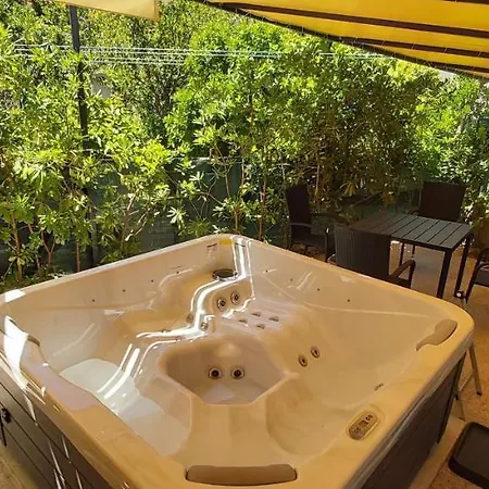 Johnny Croatia With Hot Tub Apartment *