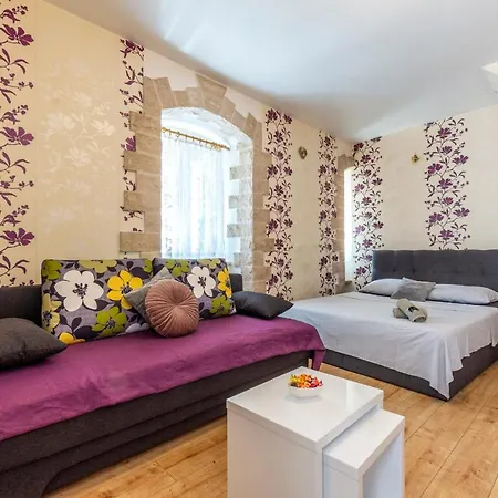 Apartament Johnny Croatia With Hot Tub *