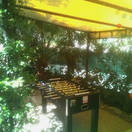 Johnny Croatia With Hot Tub Split