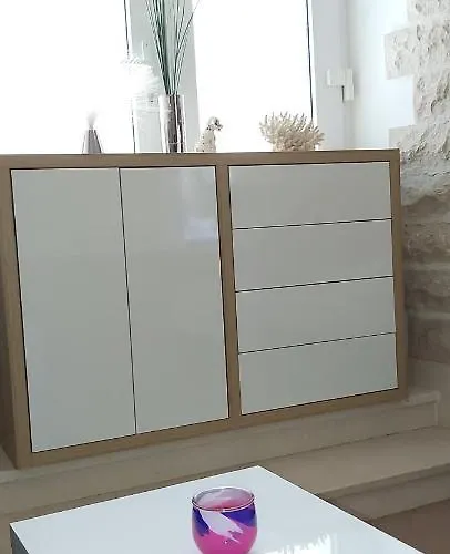 Johnny Croatia With Hot Tub *