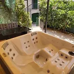 Johnny Croatia With Hot Tub Apartment
