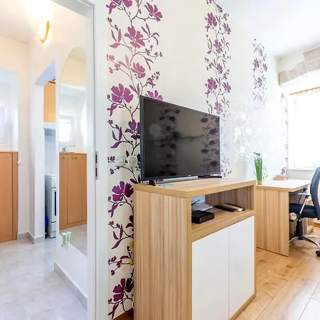 Johnny Croatia With Hot Tub * Spalato